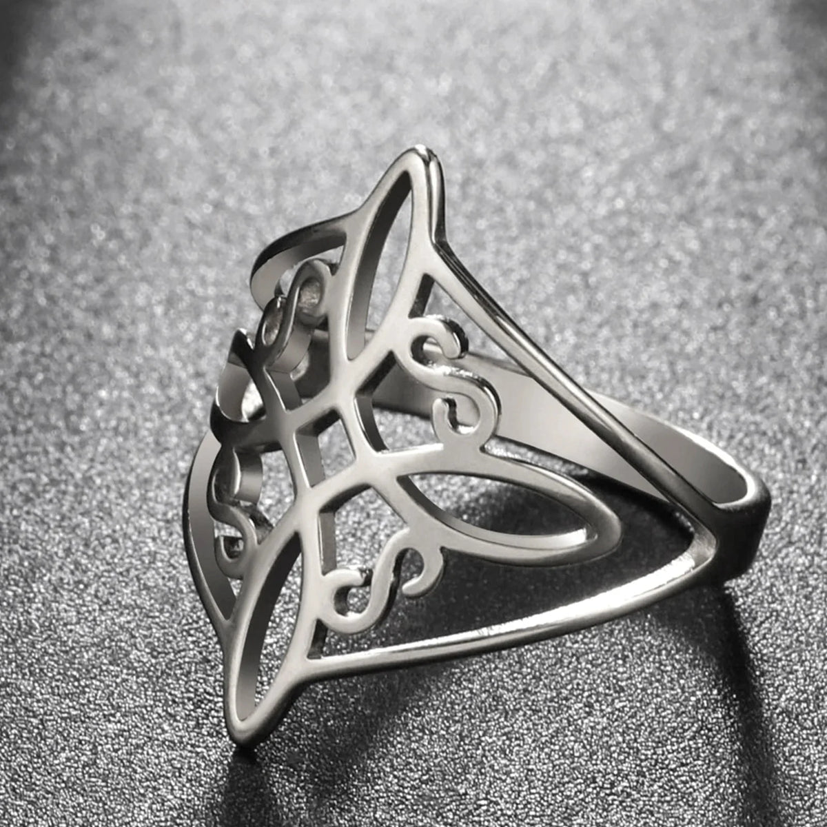 Ethereal Ring — dettaglio