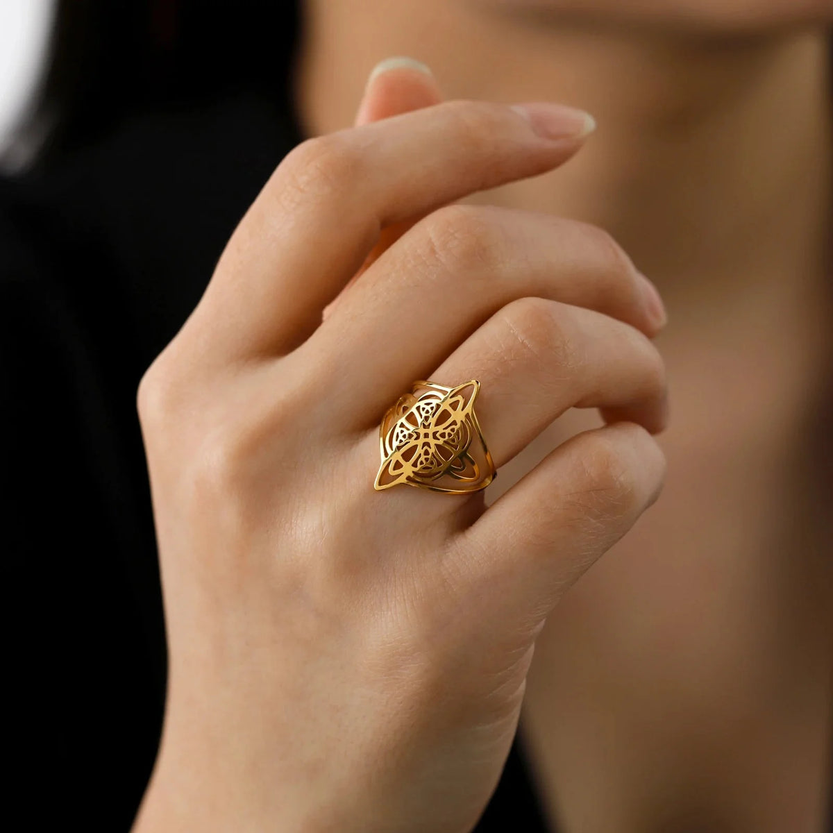 Ethereal Ring — vista frontale