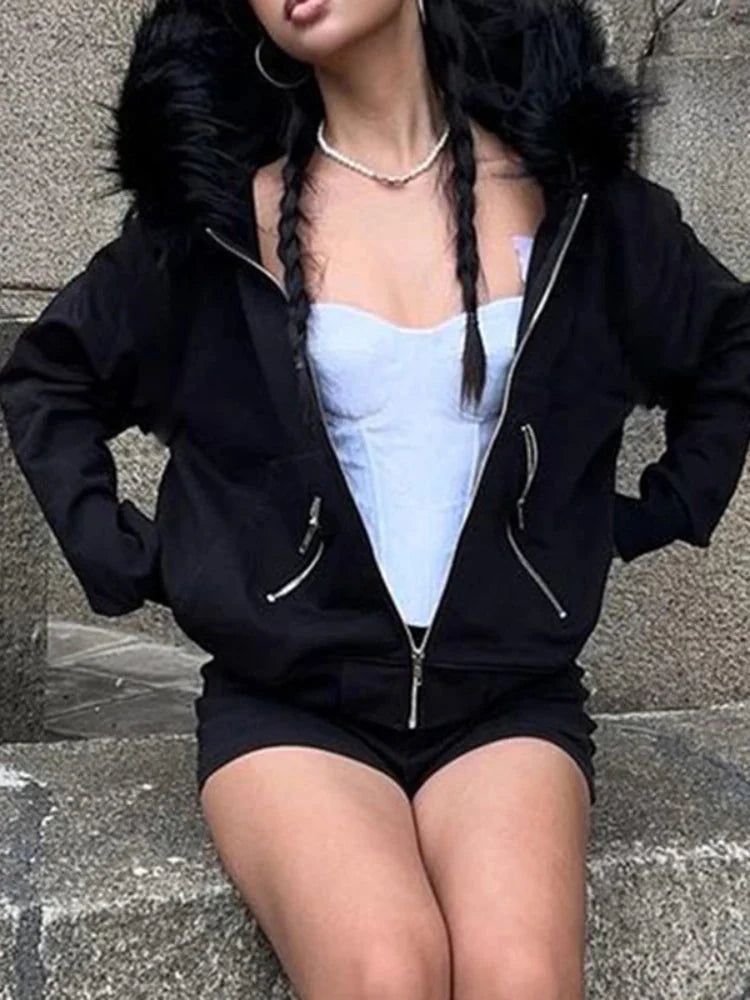 Faux Fur Lined Zip Up Hoodie — dettaglio della stampa