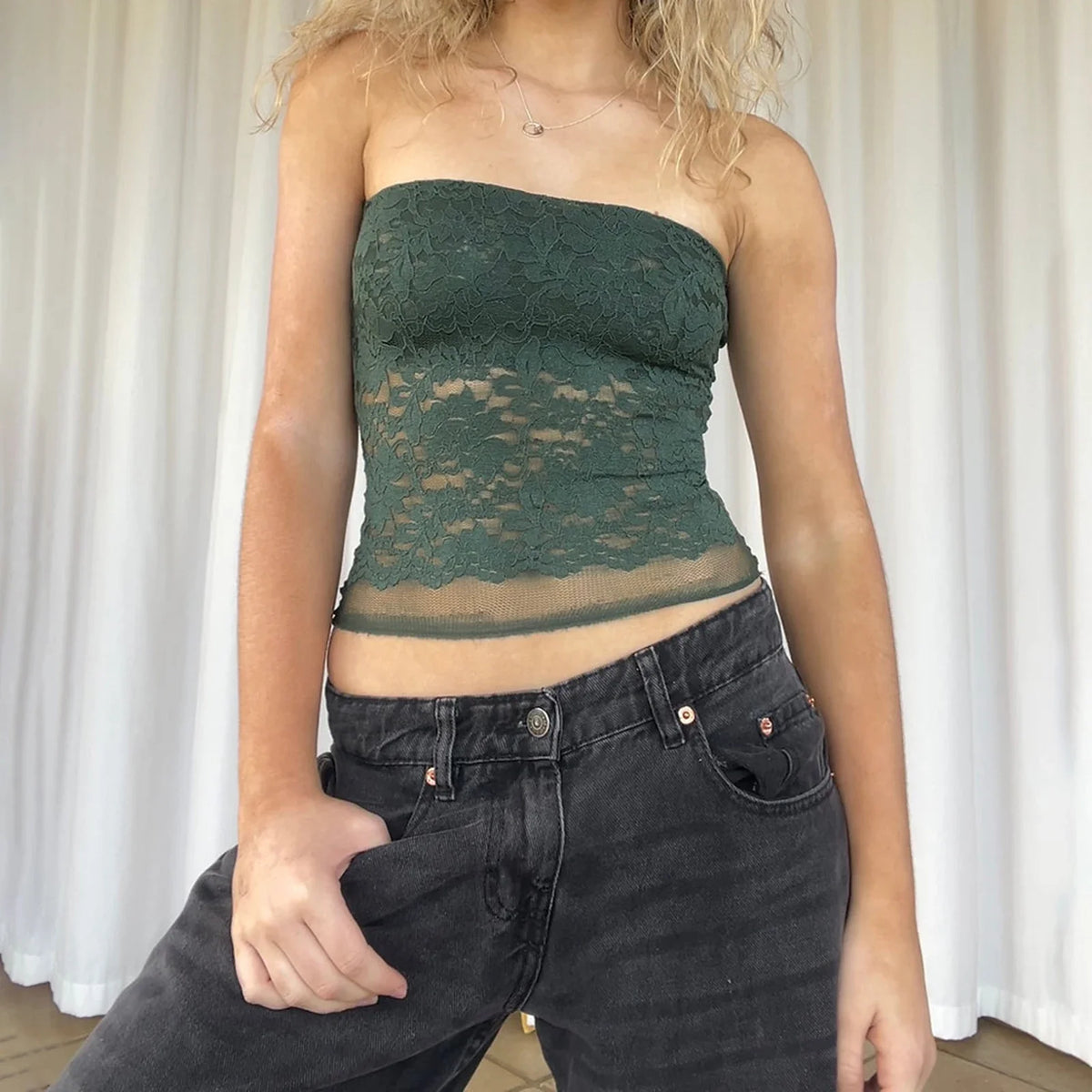 Floral Lace Bandeau Tube Top — dettaglio