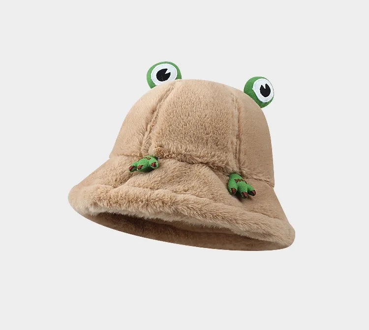 Fluffy Frog Bucket Hat — vista frontale