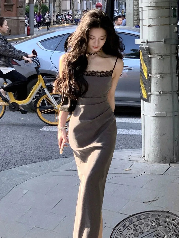 French Midi Dress — dettaglio della stampa