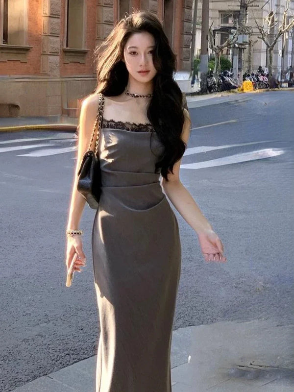French Midi Dress — vista frontale