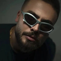 Full Coverage Sunglasses — dettaglio del tessuto