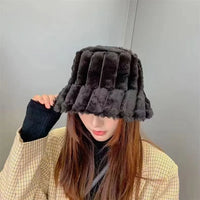 Funky Fluffy Bucket Hat — in alternativa