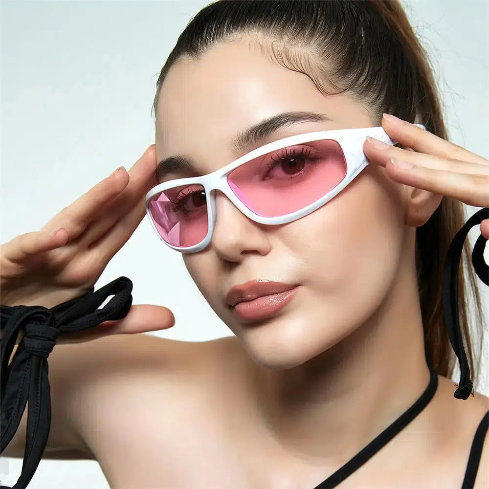Future Tech Sunglasses — vista frontale