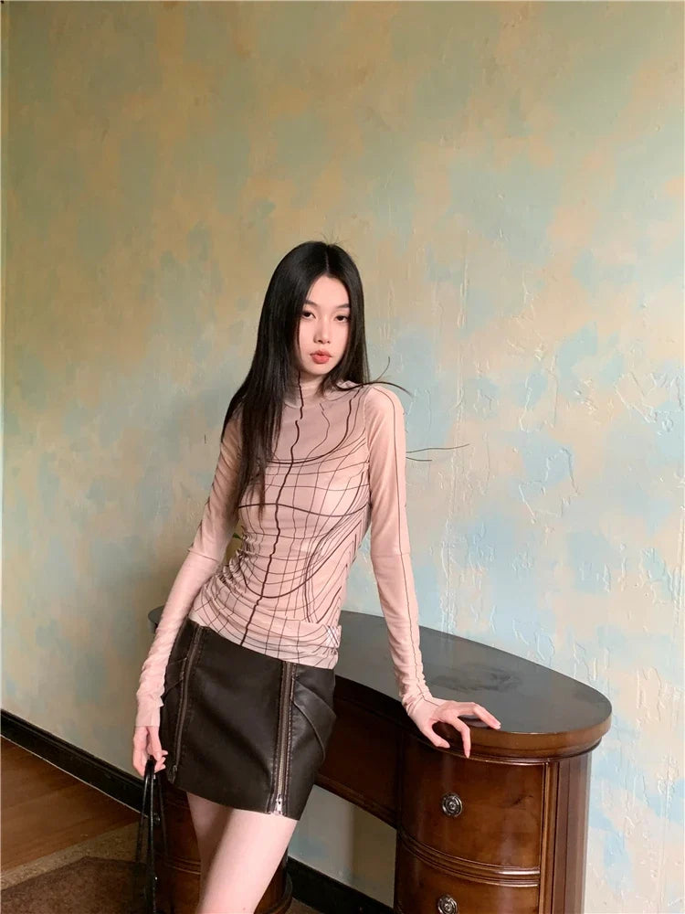 Geometric Long Sleeve Mesh Top — in alternativa