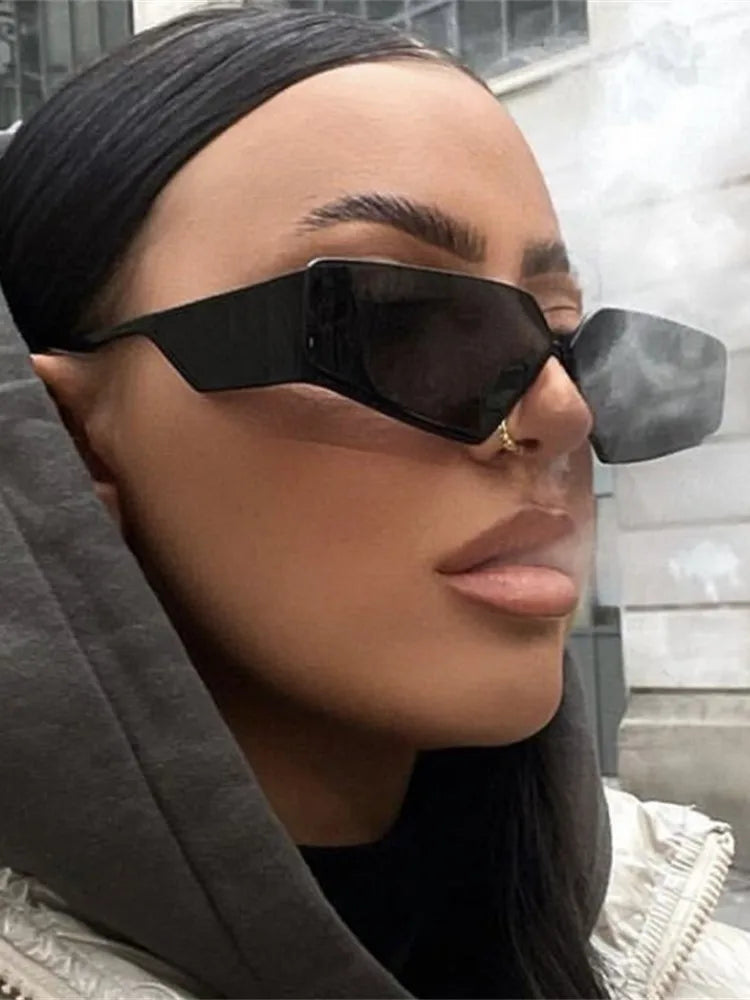 Geometric Sunglasses — vista frontale