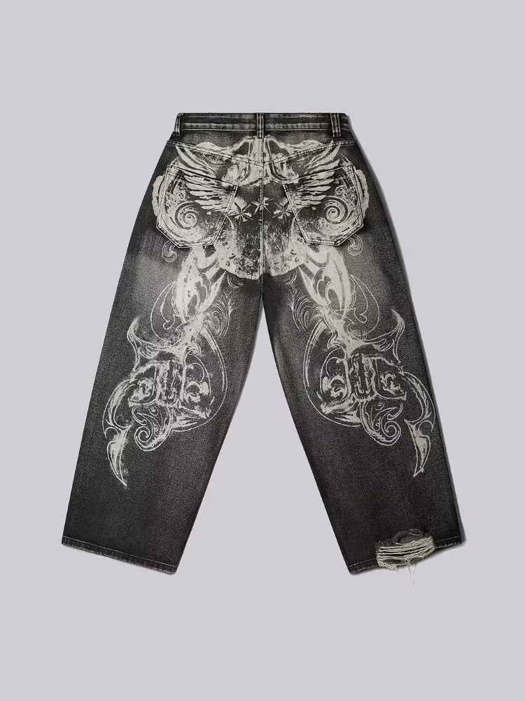 Gothic Vintage Graphic Distressed Jeans — vista laterale