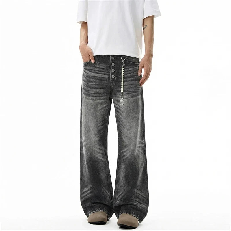 Gradient Wash Button Fly Minimalist Denim Jeans — vista frontale