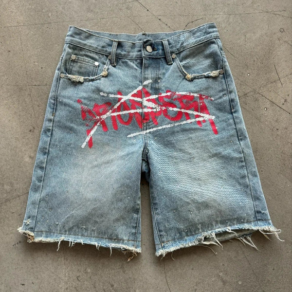 Graffiti Graphic Rhinestone Distressed Shorts Jorts — vista frontale