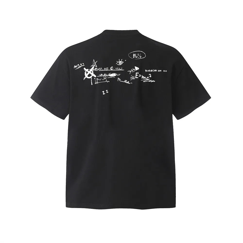 Graffiti Letter Print T shirt — dettaglio del tessuto