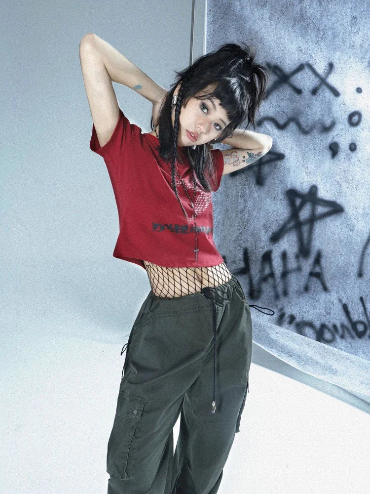 Graphic Star Button Up Crop Top — dettaglio della stampa