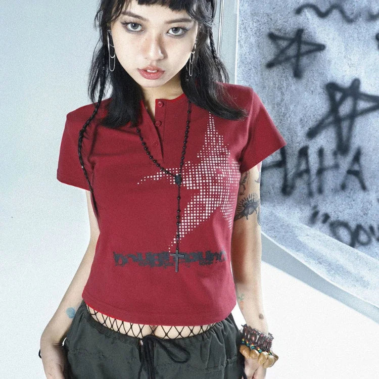 Graphic Star Button Up Crop Top — vista frontale