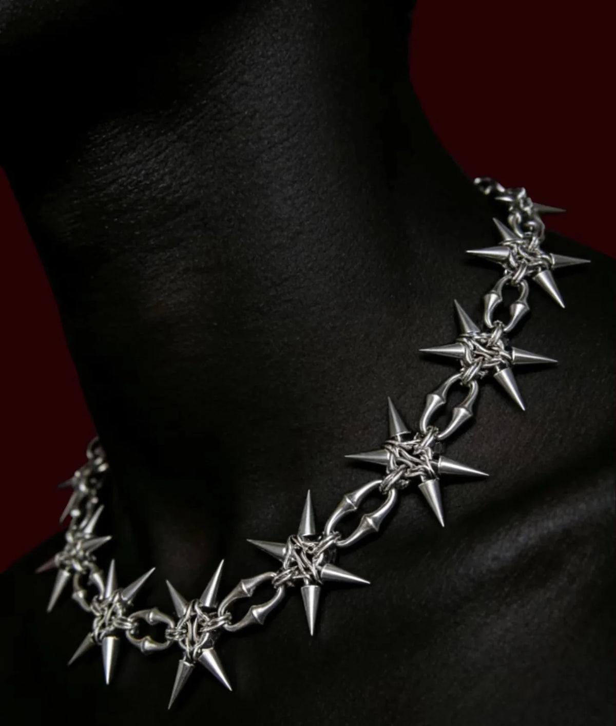Grunge Mace Rivet Chain Necklace — in alternativa