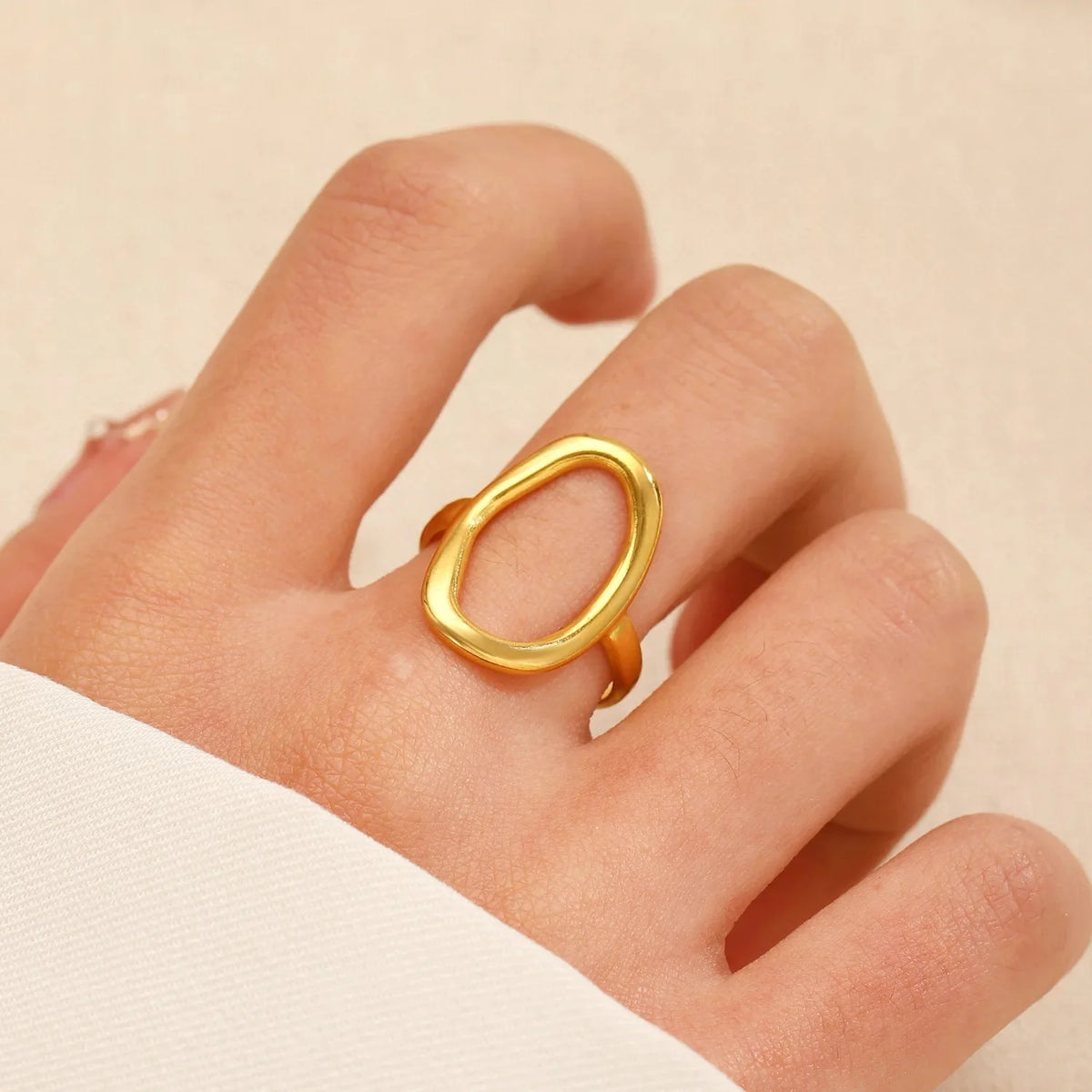 Halo Ring — vista posteriore