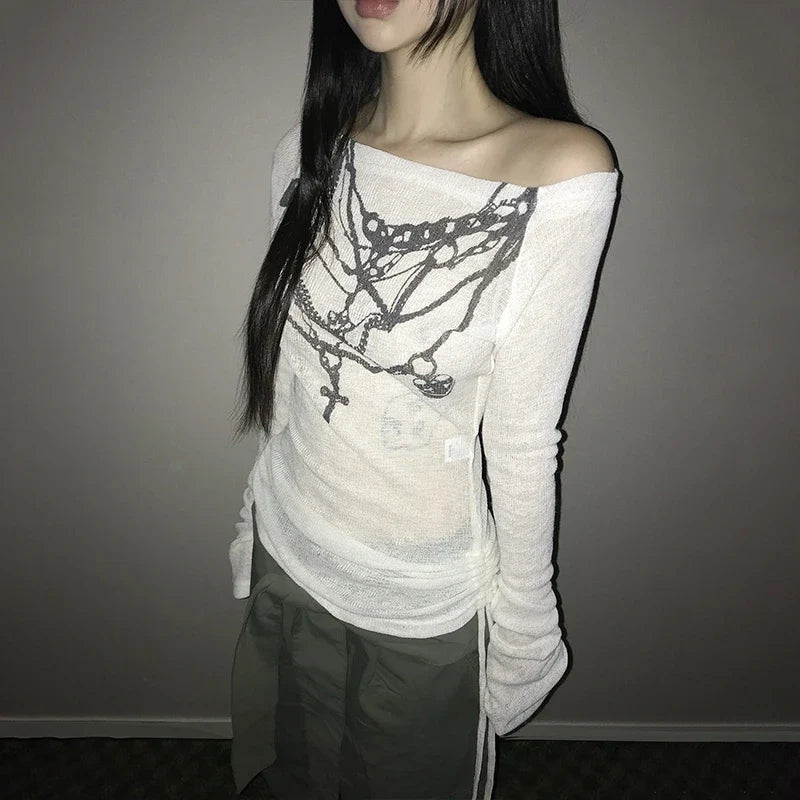 Hanging Chains Airy Long Sleeve Graphic Off Shoulder Top — dettaglio