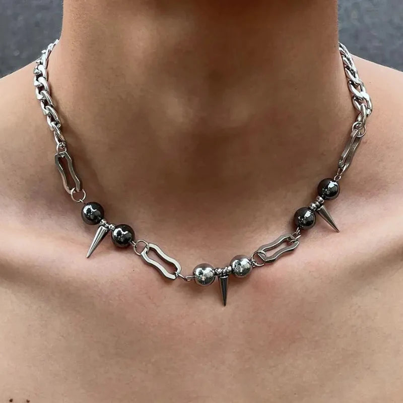 Hanging Rivet Splicing Bead Necklace — vista laterale