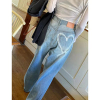 Heart Print Baggy Denim Jeans — dettaglio della stampa