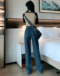 High Waist Dark Blue Straight Essential Denim Jeans — dettaglio della stampa