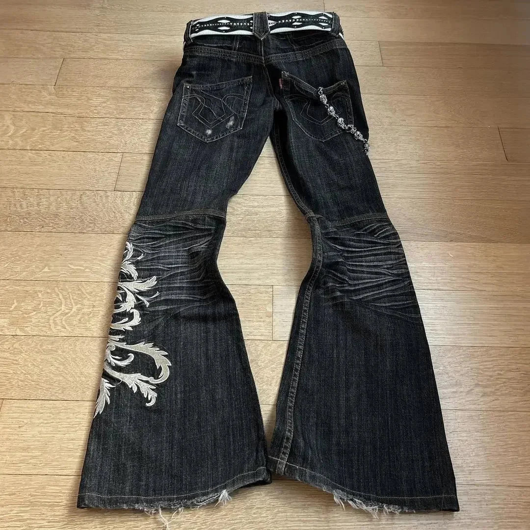 High Waist Embroidered Grunge Flared Jeans — vista frontale