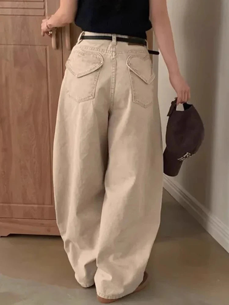 High Waist Love Heart Denim Jeans — vista posteriore