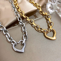 Irregular Hollow Heart Pendant Thick Necklace — in alternativa