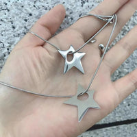 Irregular Star Aesthetic Pendant Necklace — vista posteriore