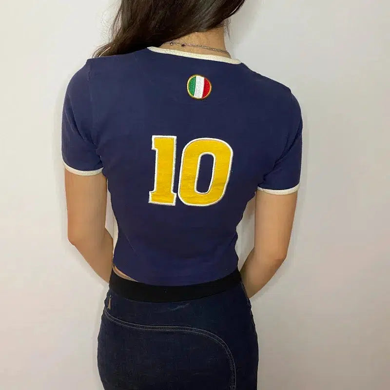 Italy Baby Tee — dettaglio della stampa