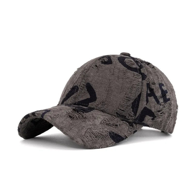 Jumble Letter Baseball Cap — vista laterale