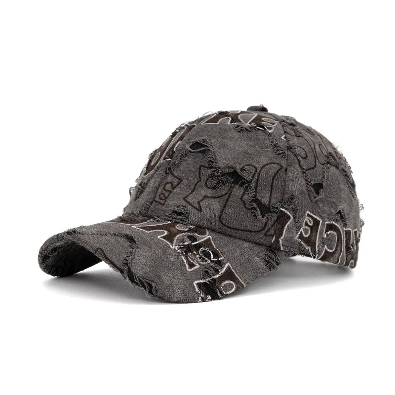 Jumble Letter Baseball Cap — dettaglio della stampa