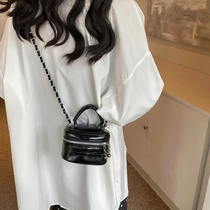 Leather Mini Box Handbag — in alternativa
