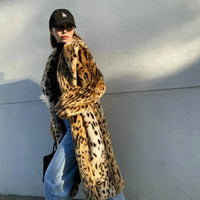 Leopard Print Faux Fur Long Coat — dettaglio della stampa