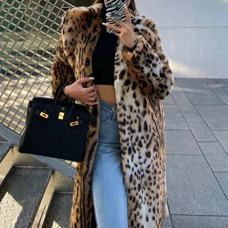 Leopard Print Faux Fur Long Coat — dettaglio