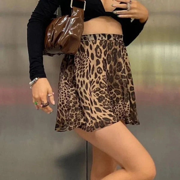 Leopard Print High Waist Mini Skirt — vista frontale