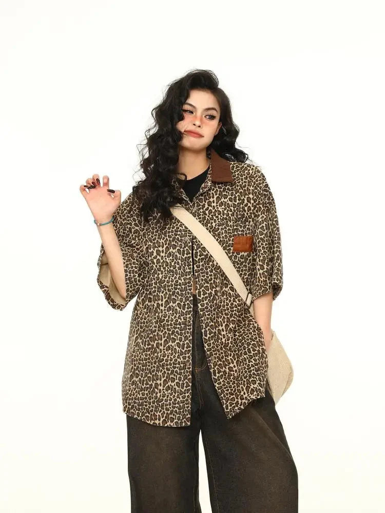 Leopard Print Short Sleeved Baggy Button Up Shirt — dettaglio
