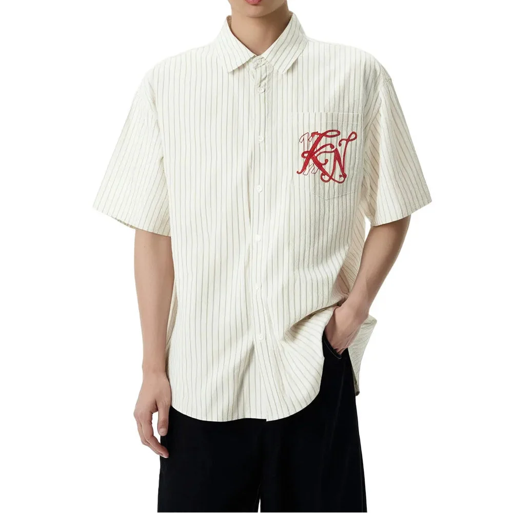 Letter Embroidered Striped Single Breasted Short Sleeve Shirt — vista posteriore