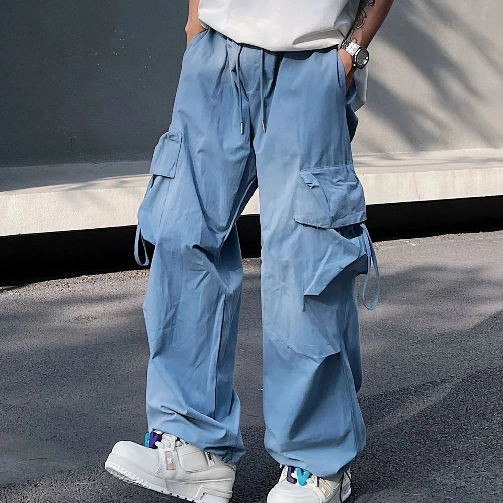Lightweight Baggy Cargo Trousers — vista laterale