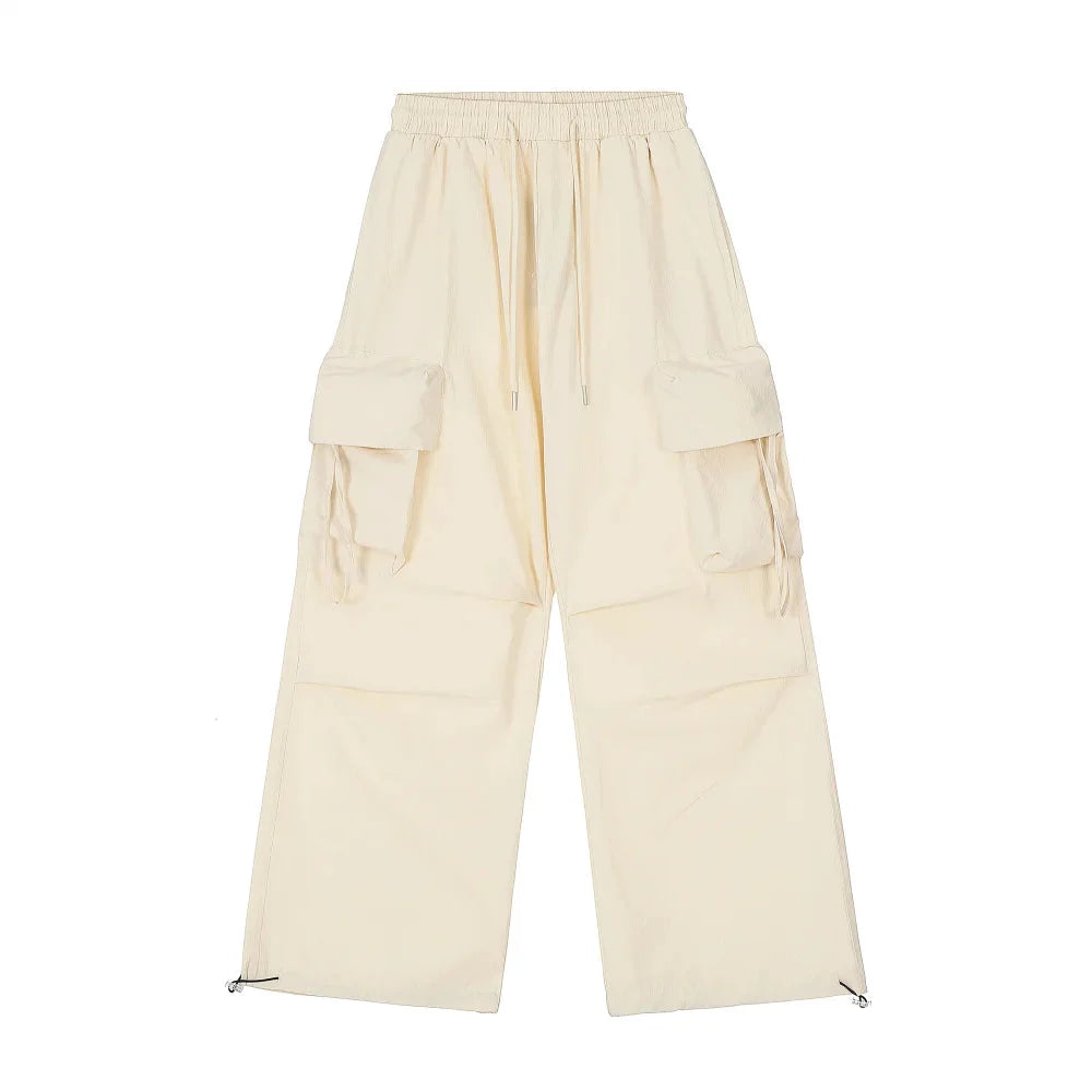Lightweight Baggy Cargo Trousers — dettaglio