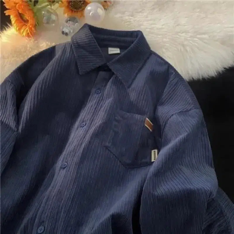Long Sleeve Corduroy Shirt — dettaglio della stampa