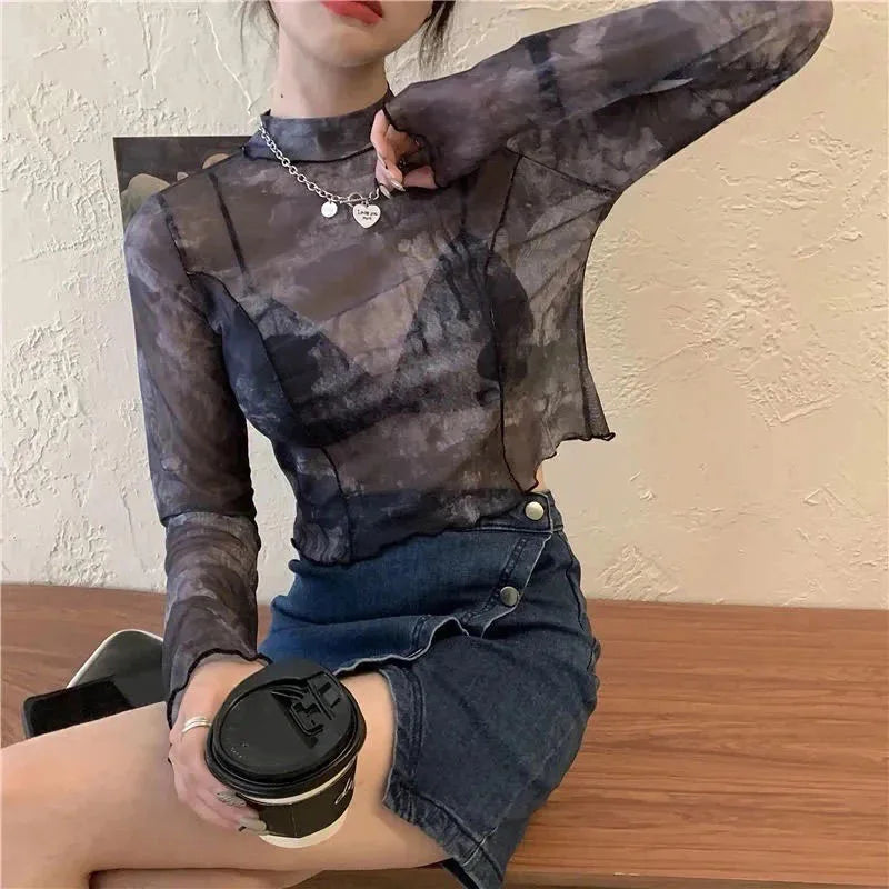 Long Sleeve Printed Mesh Top — vista completa
