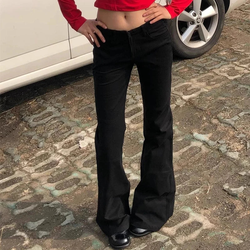 Low Waist Black Flare Jeans — dettaglio della stampa