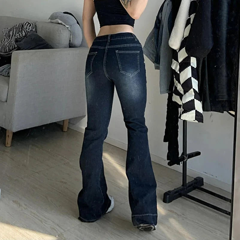 Low Waist Flared Jeans — vista posteriore