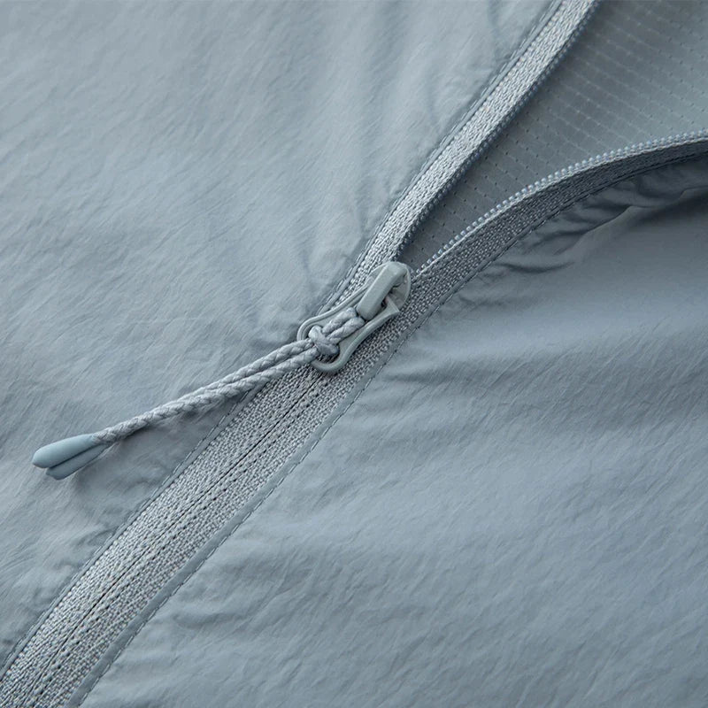 Lightweight Breathable Windbreaker Jacket — dettaglio della stampa