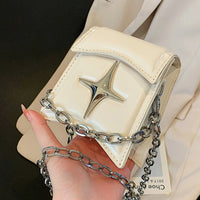Mini Chain Cross Shoulder Handbag — vista frontale