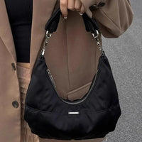 Mini Purse Crescent Handbag — vista posteriore