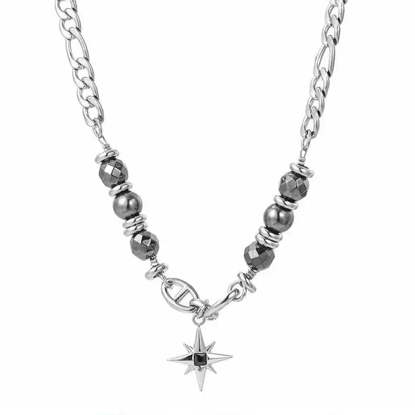 Obsidian Star Pendant Necklace — vista frontale
