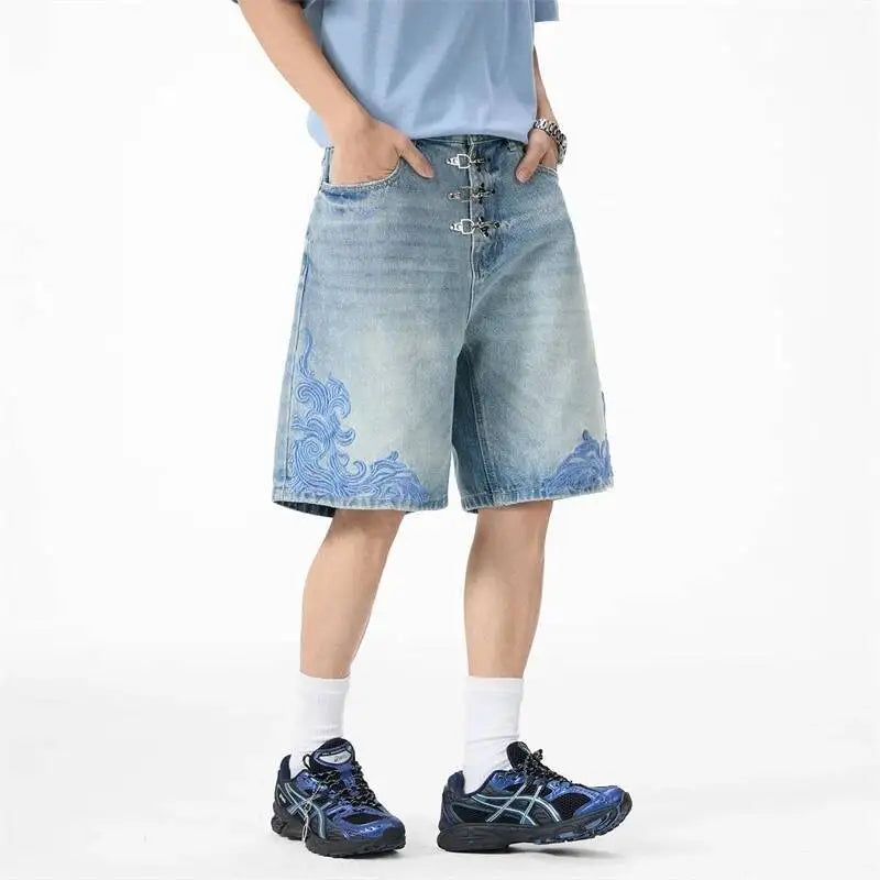 "Ocean Swirl" Washed Light Blue Denim Shorts Jorts — dettaglio della stampa