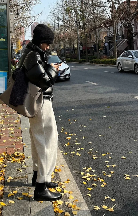 Old Money High Waist Sweatpants Style Joggers Trousers — dettaglio della stampa