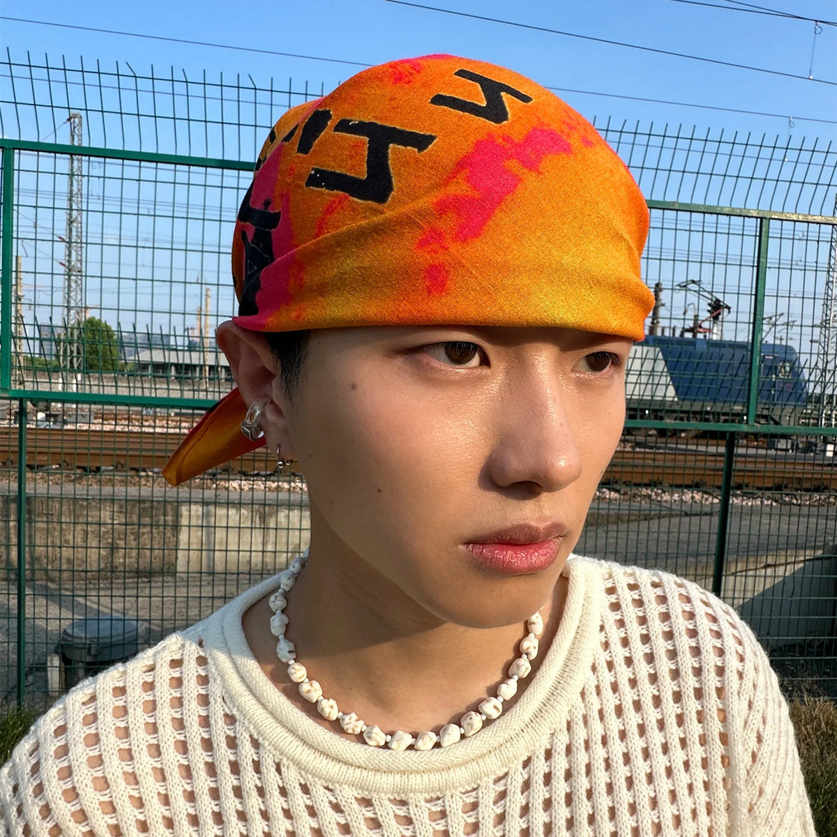 Orange Sunset Square Bandana — dettaglio della stampa